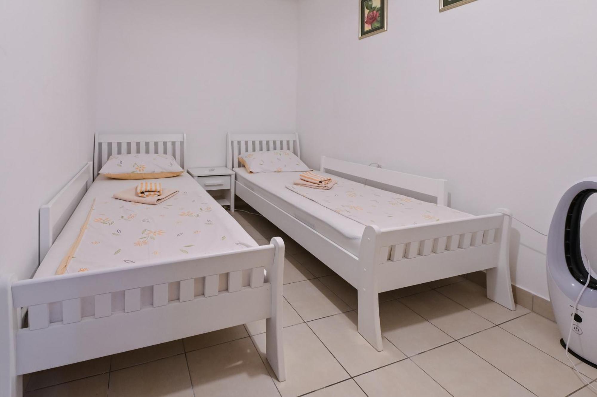 Apartments Smoky Novalja Room photo